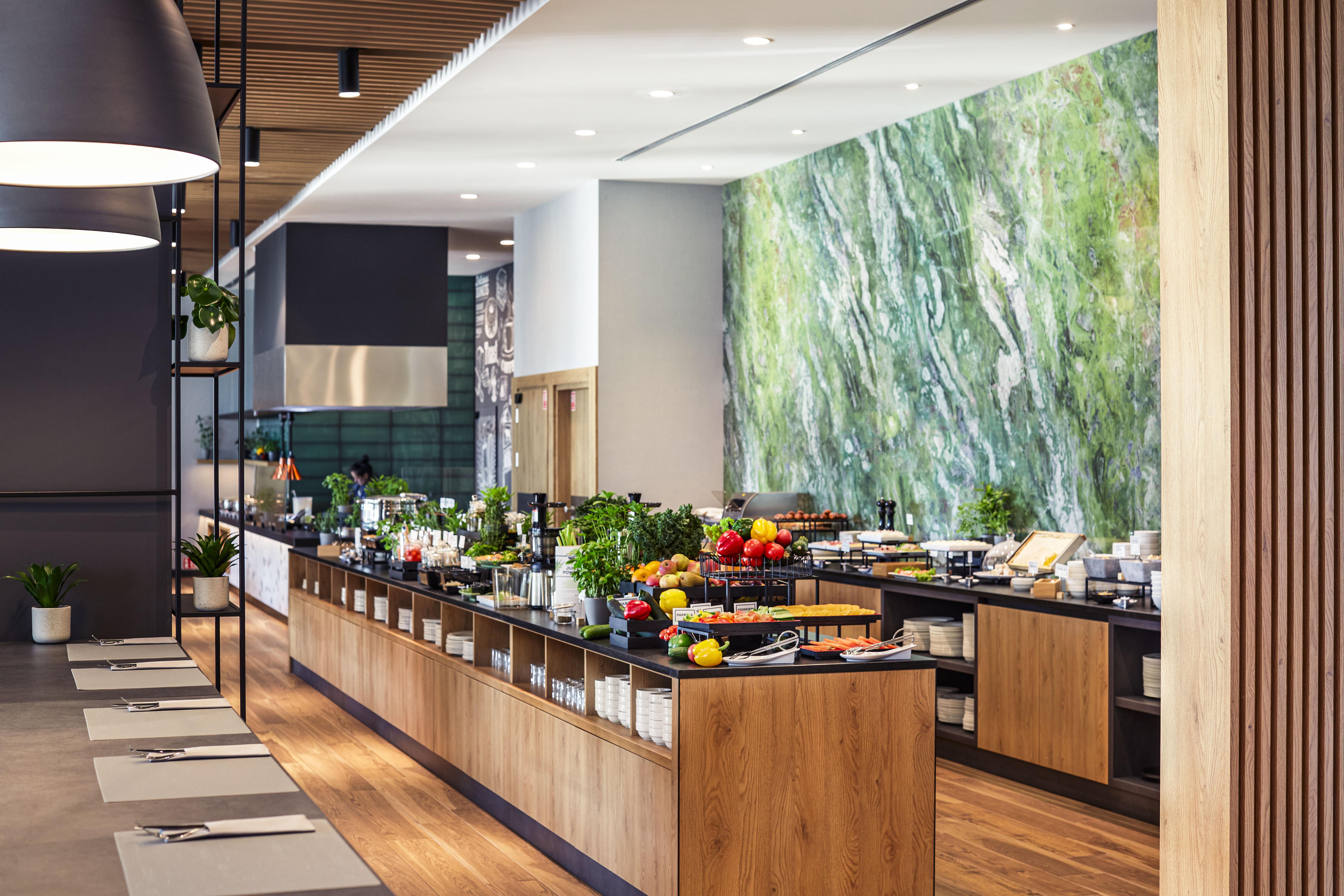 Q Hotel Plus Wroclaw Bielany Bielany Wrocławskie Exteriör bild