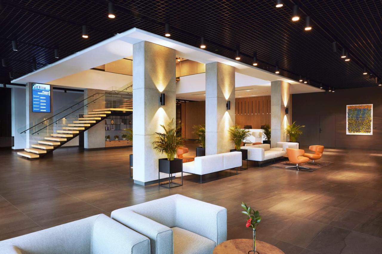 Q Hotel Plus Wroclaw Bielany Bielany Wrocławskie Exteriör bild